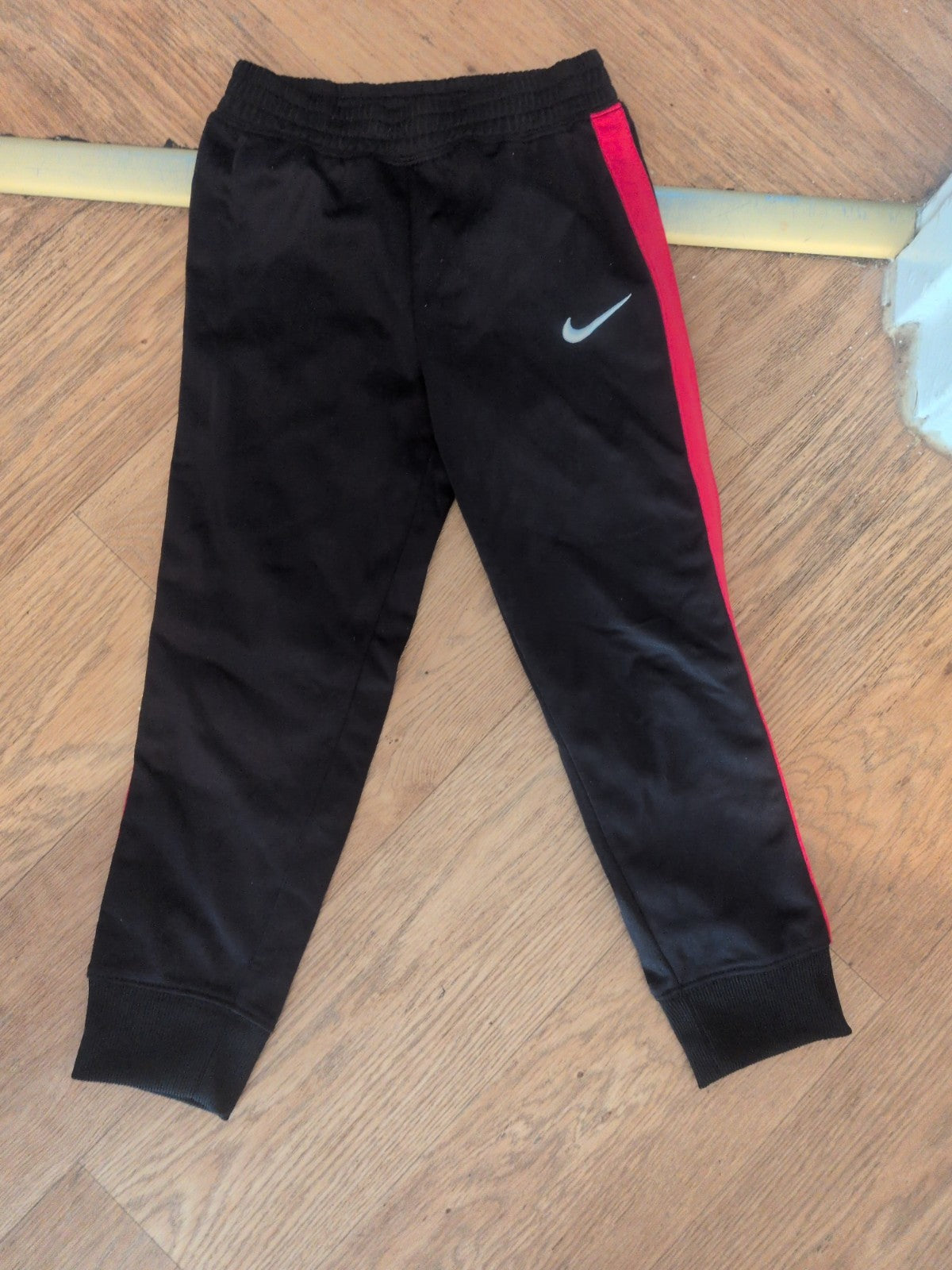 Girls 5-6 Years Nike Black And Pink Track Pants