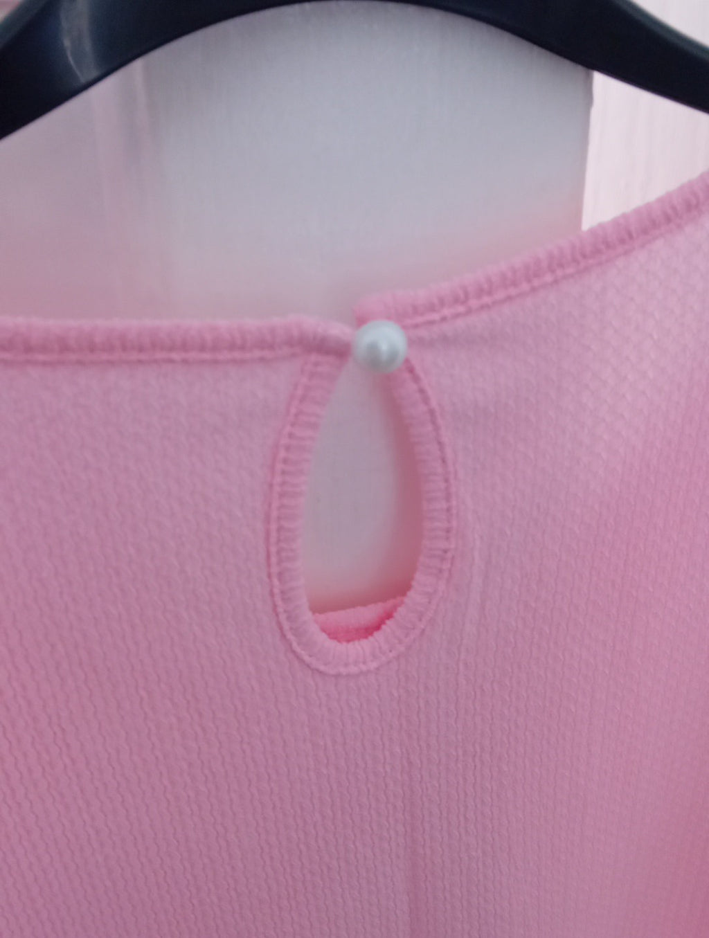 Ladies Brand New Pretty Baby Pink Top Size 4XL Short Sleeved