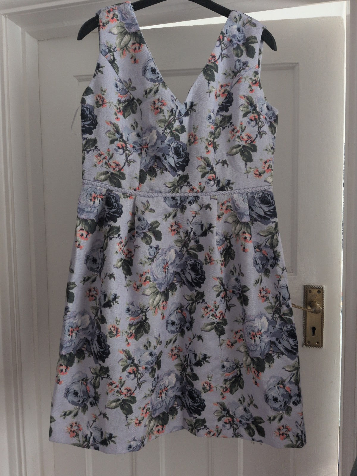 Oasis 14 Lilac And Green Floral Sleeveless V Neck Dress