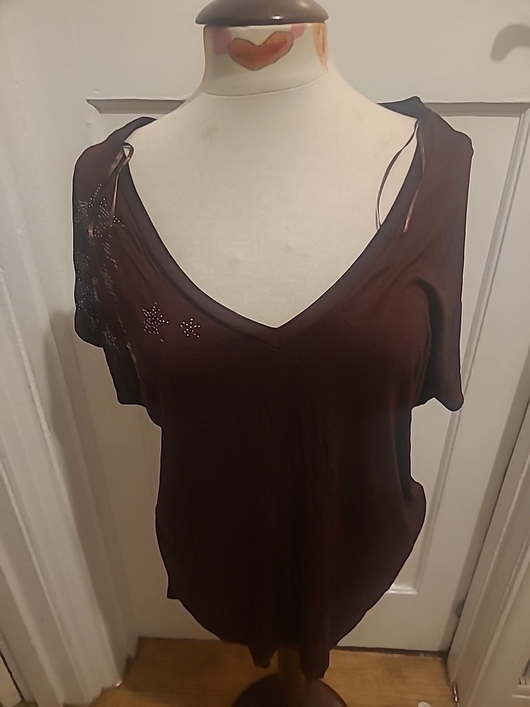 Ladies Next Size 18 Brown Star Detail V Neck Short Sleeve Blouse