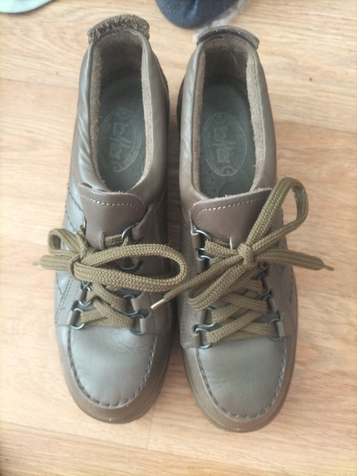 Lamer Euro 40 Khaki Trainers