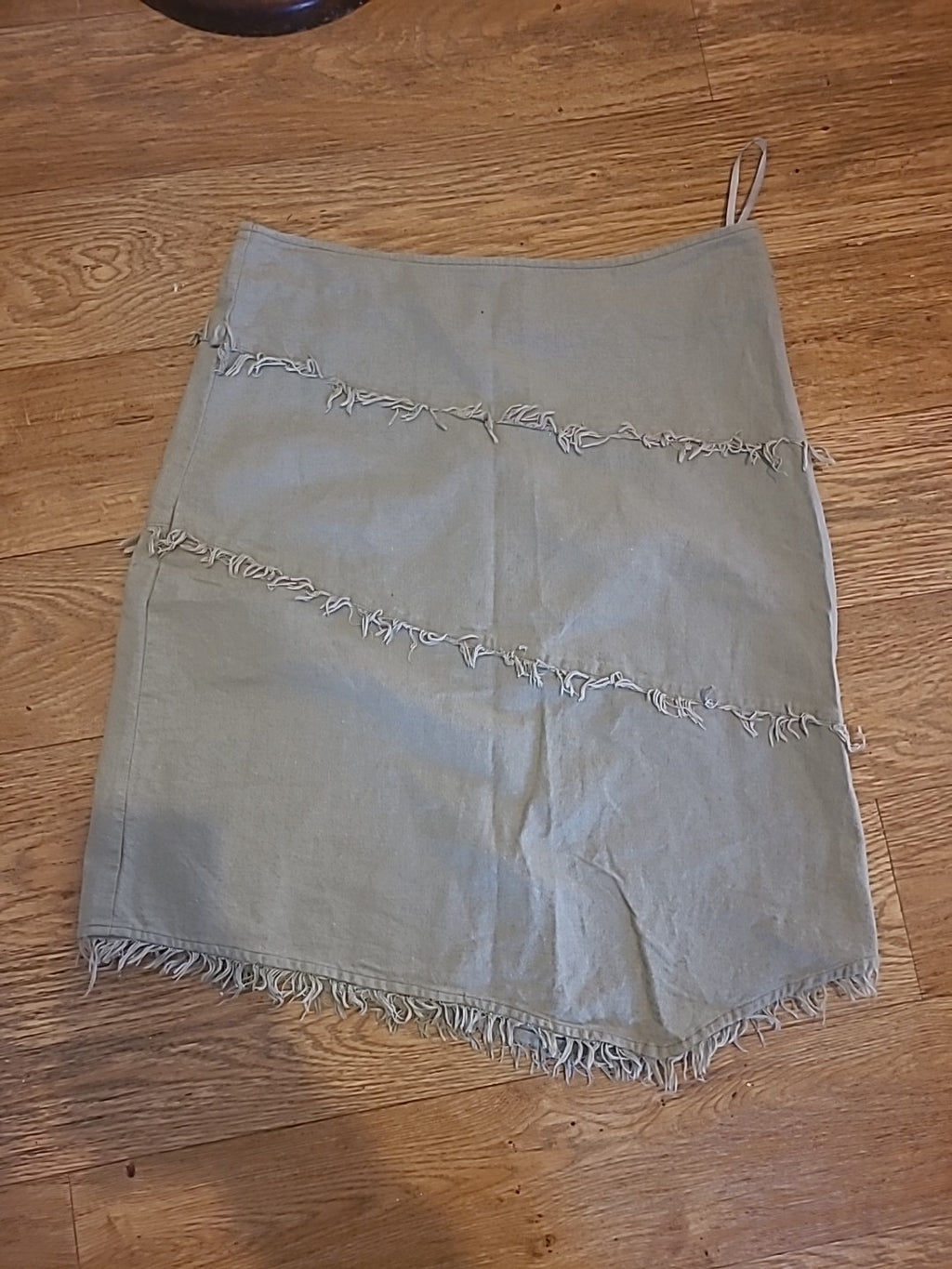 Ladies Size Small Khaki Mid Length Skirt