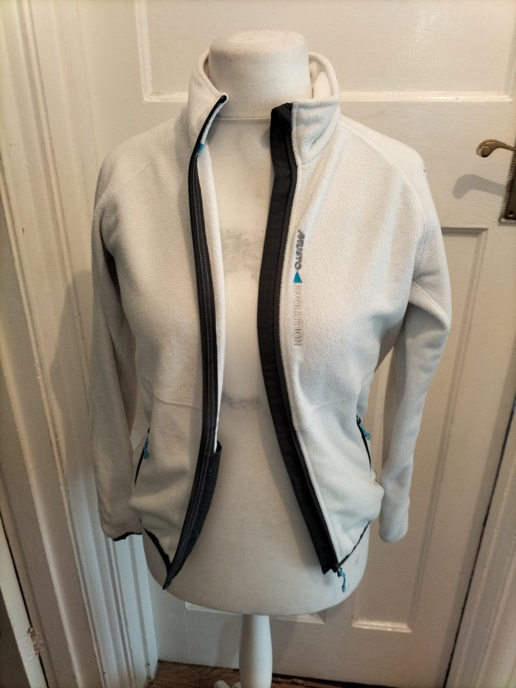Musto Small White Full Zip Jacket