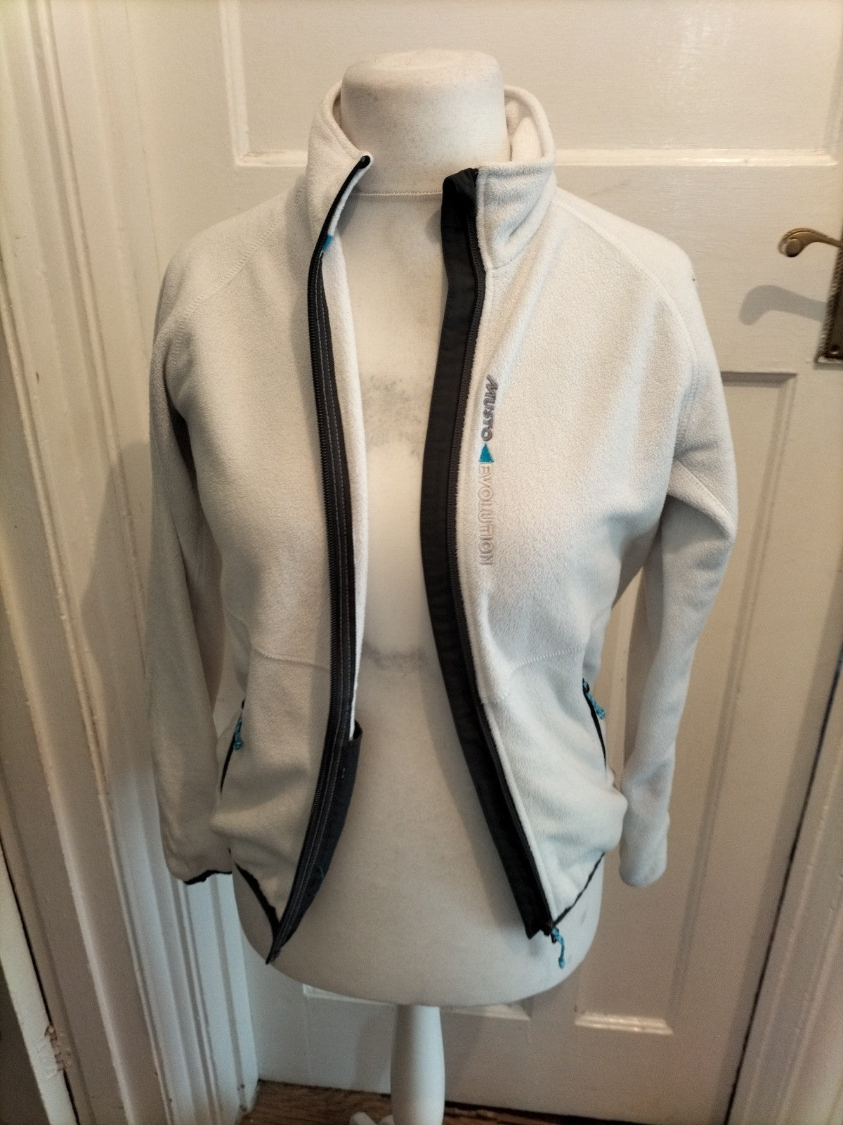Musto Small White Full Zip Jacket