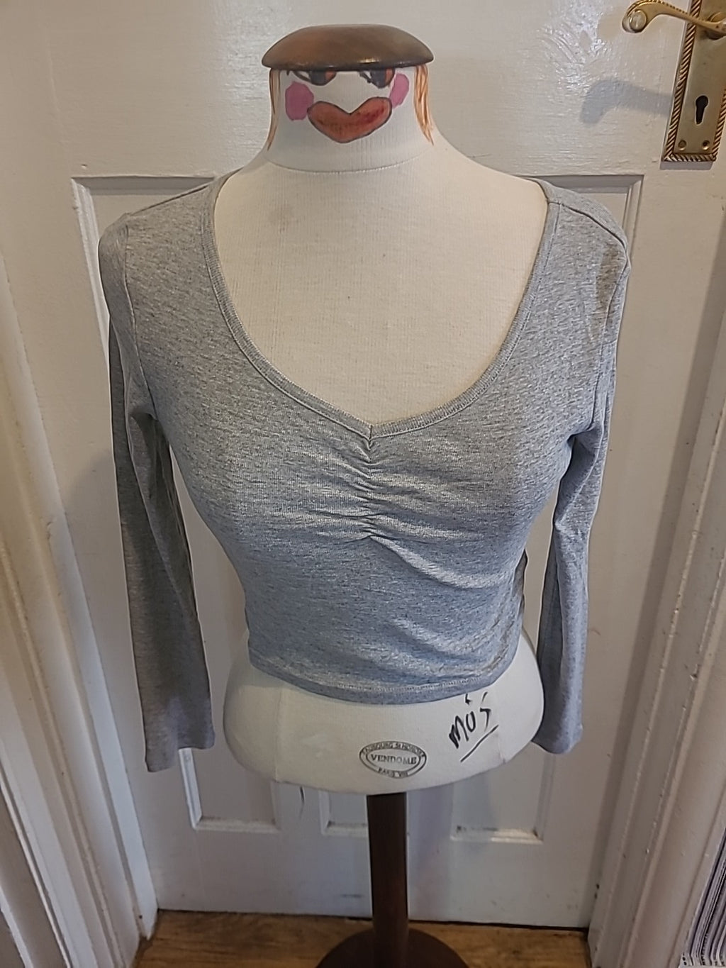 Ladies Softies Size S-M Grey Long Sleeved Crop Top