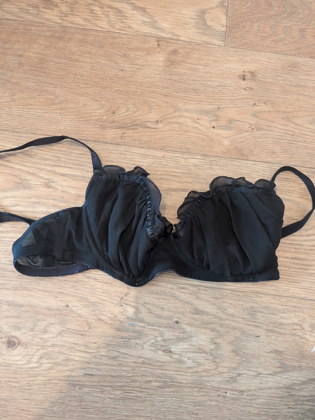Knickerbox 32a Black Slight Pad Wired Bra