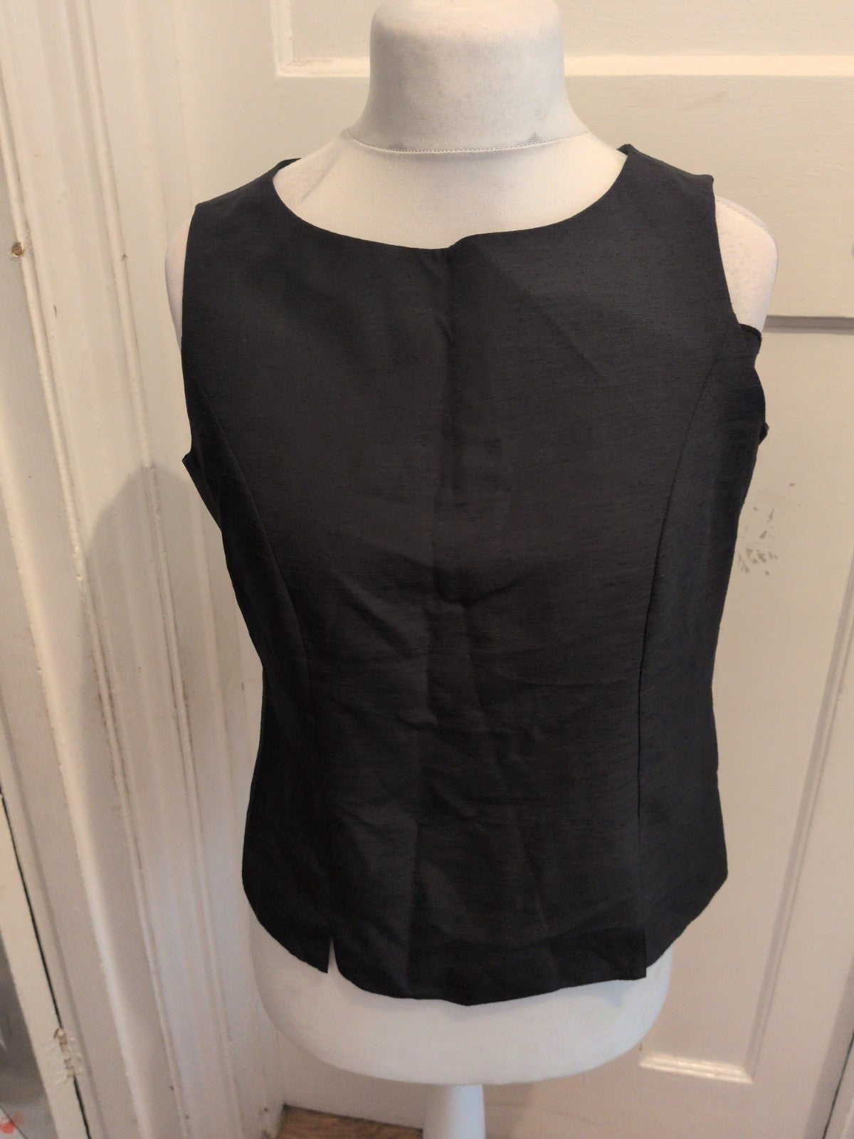 Ladies Meghan 14 Black Sleeveless Blouse