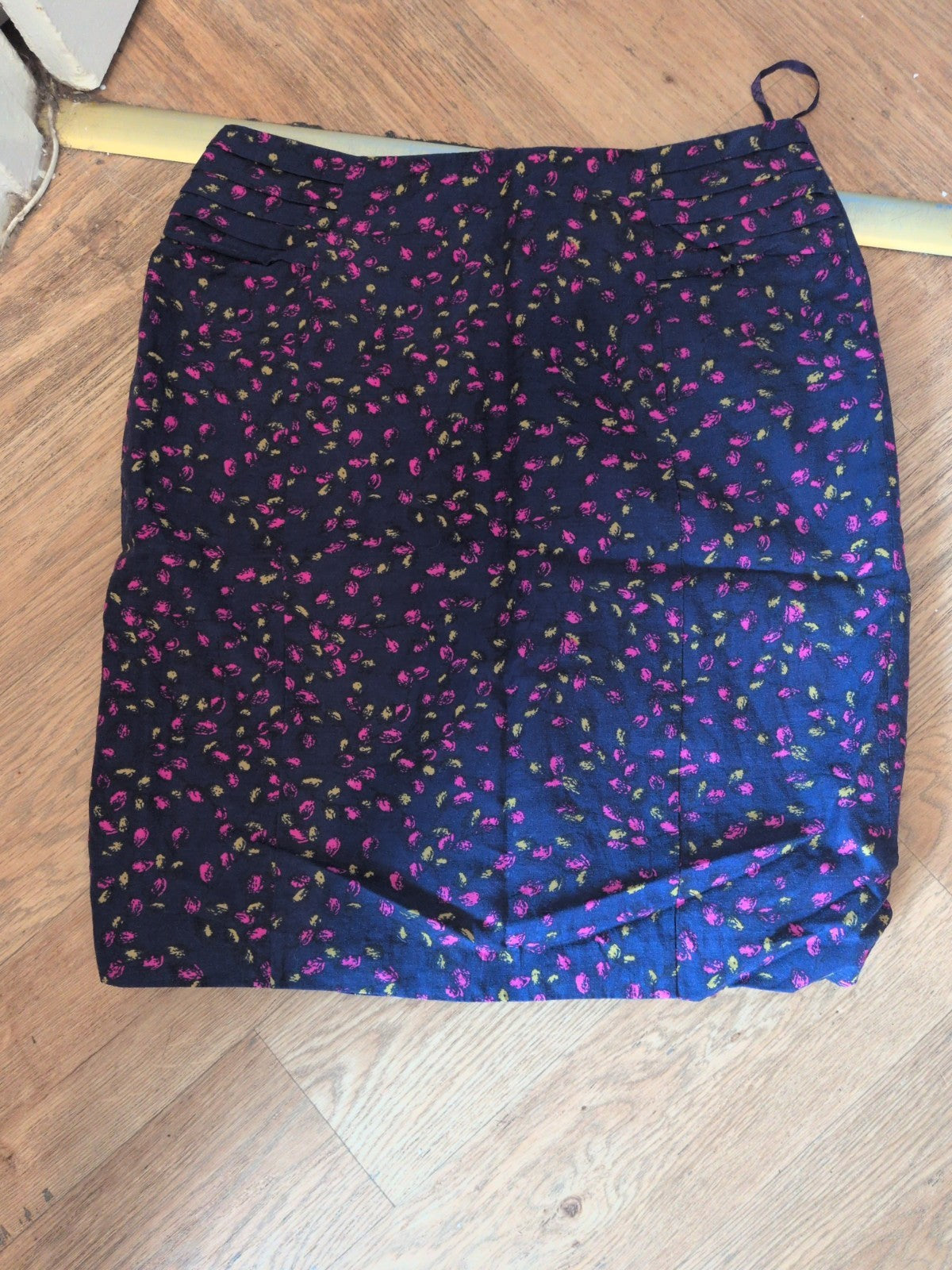 Laura Ashley 16 Navy And Pink Lined Midi Skirt