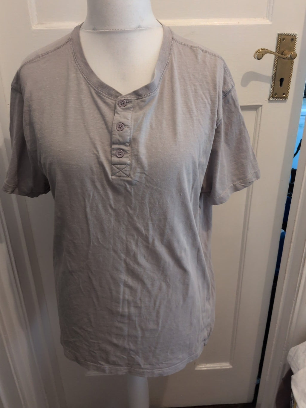 Peacocks XL Grey Short Sleeve T-shirt V Neck