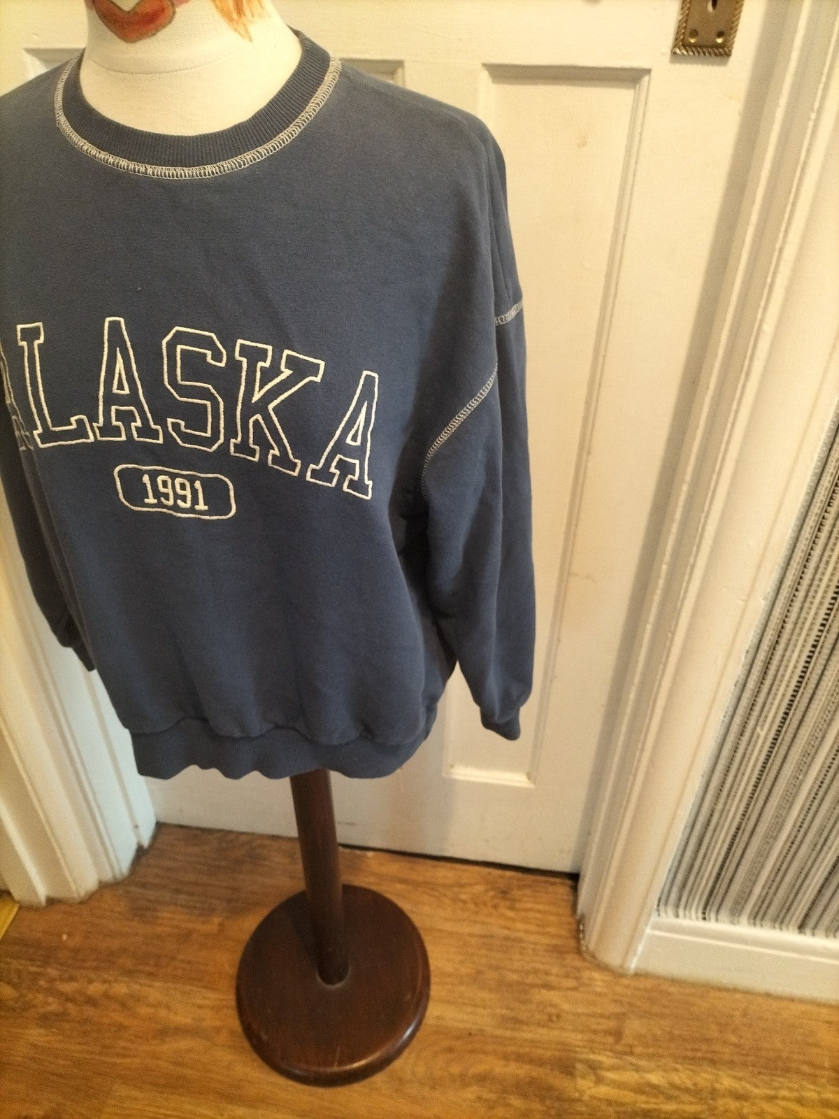 Girls Pacific Republic Size Small Navy Alaska Jumper
