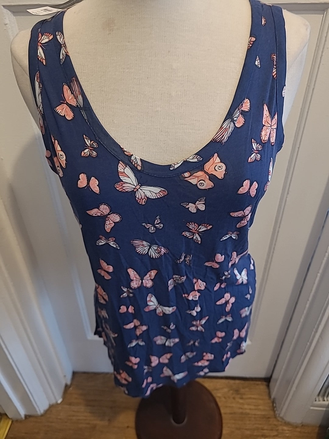 Brand New Ladies Dorothy Perkins Size 14 Navy Butterfly Sleeveless Tshirt