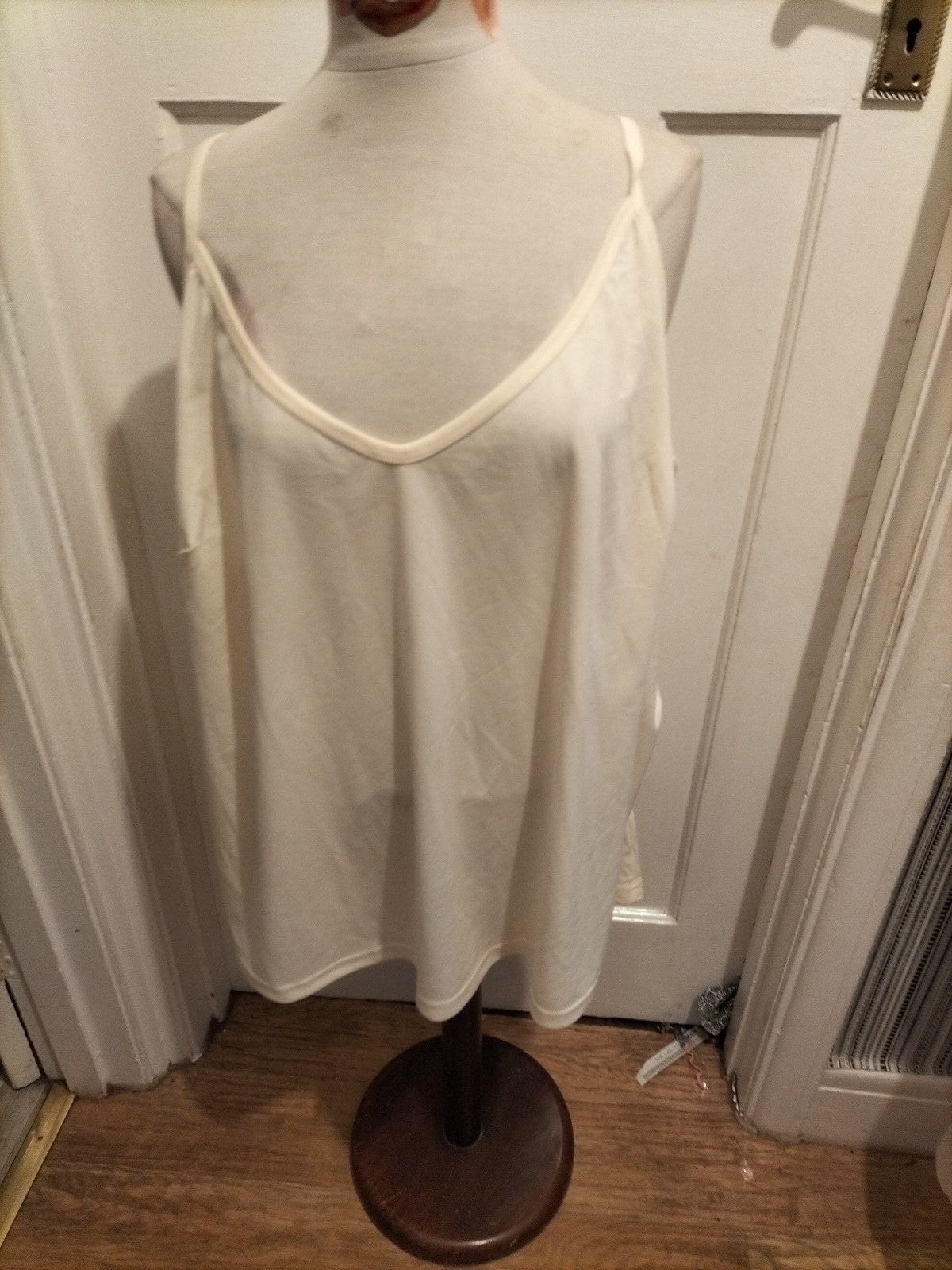 Ladies Joe Browns Size 32 Cream Sleeveless Blouse