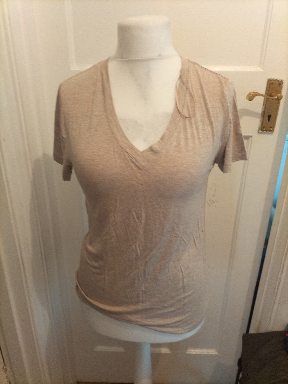 Ladies F&F Size XS Beige V Neck Short Sleeve T-shirt