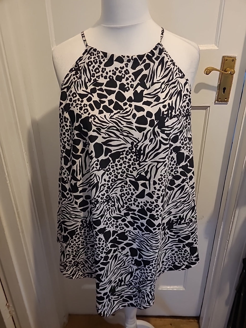 Ladies Pep&Co Size 16 Zebra Print Style Asymmetric Blouse Sleeveless