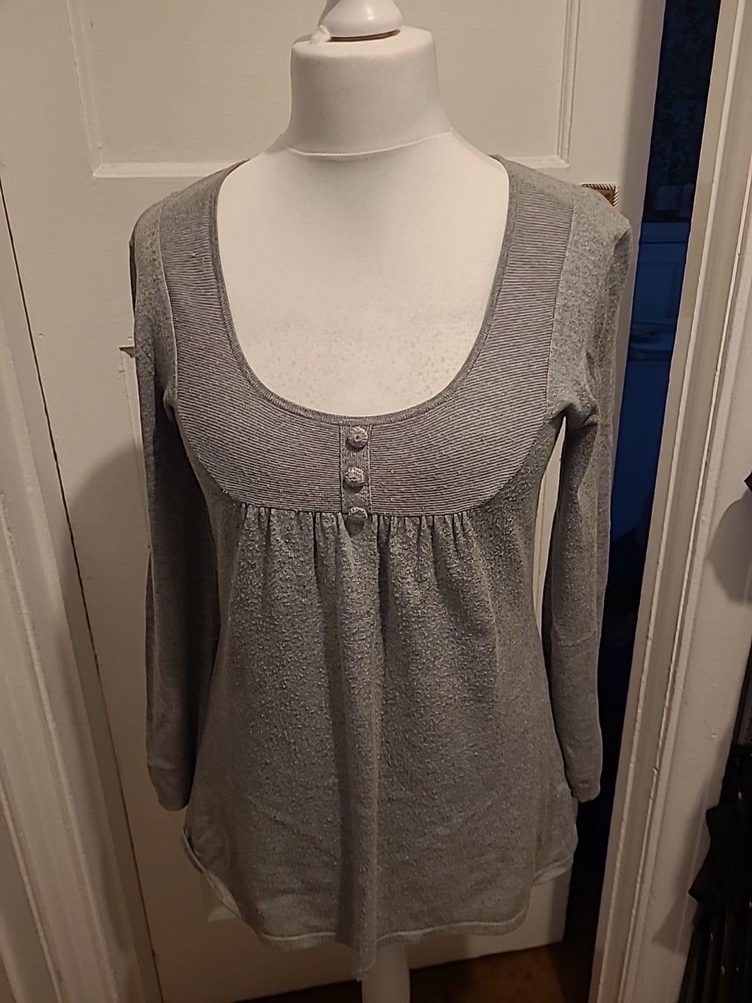 Ladies F&F Size 12 Grey Scoop Neck Long Sleeved Blouse