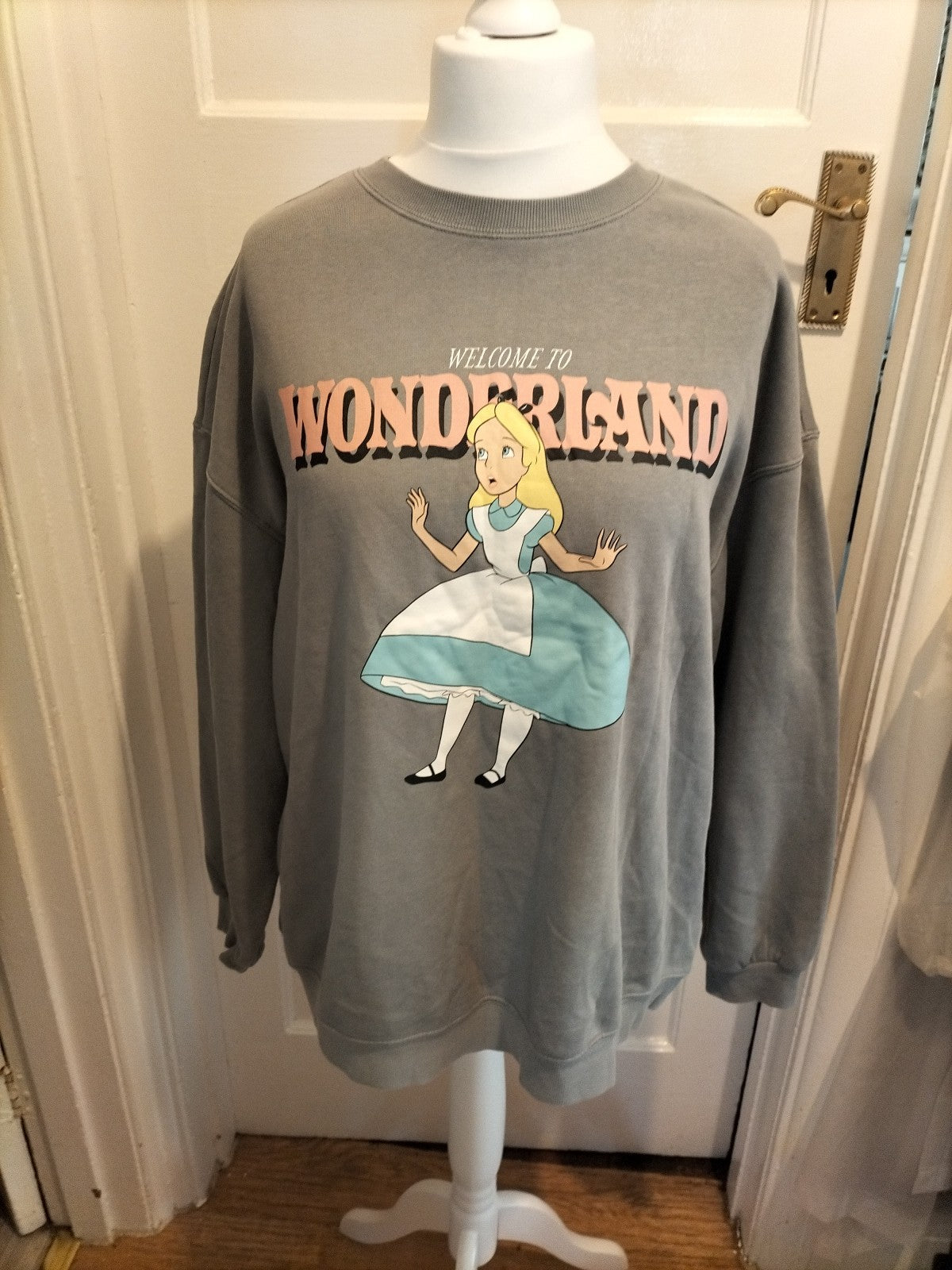 Ladies Divided Size XL "Alice" Taupe Jumper