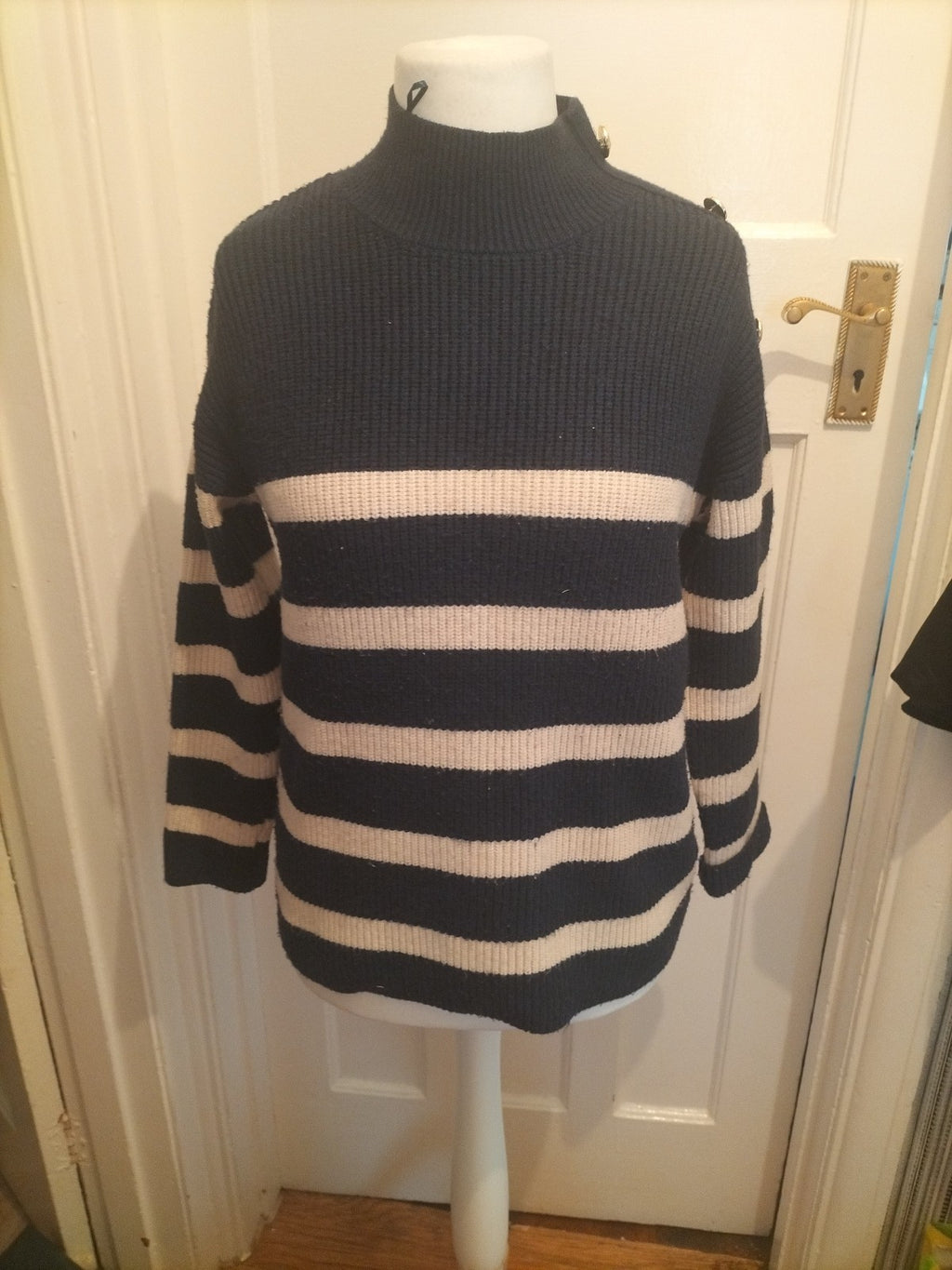 Ladies Primark Size 6-8 Navy And White Warm Jumper