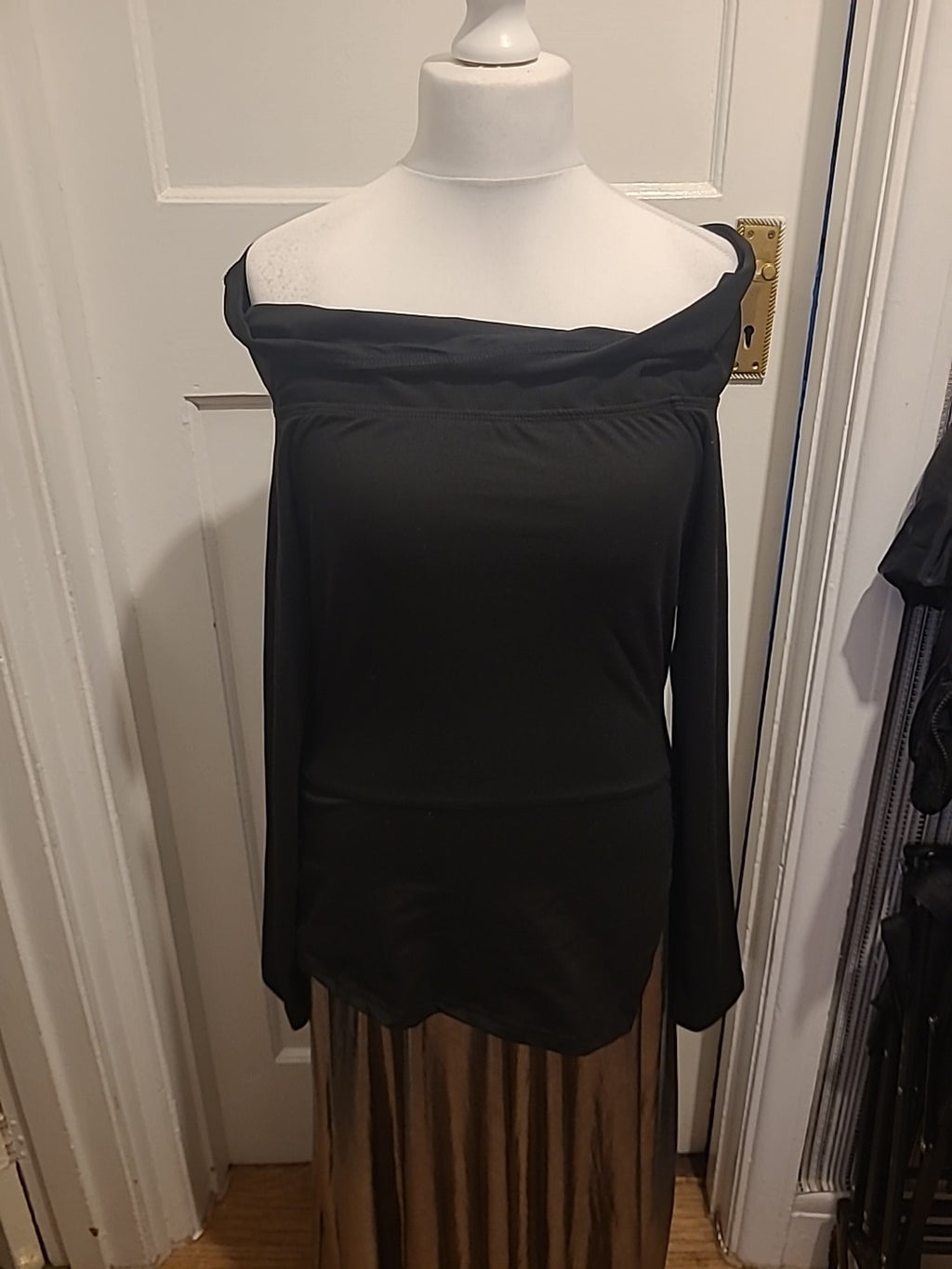 Ladies Shein Size XL Black And Silver Dress
