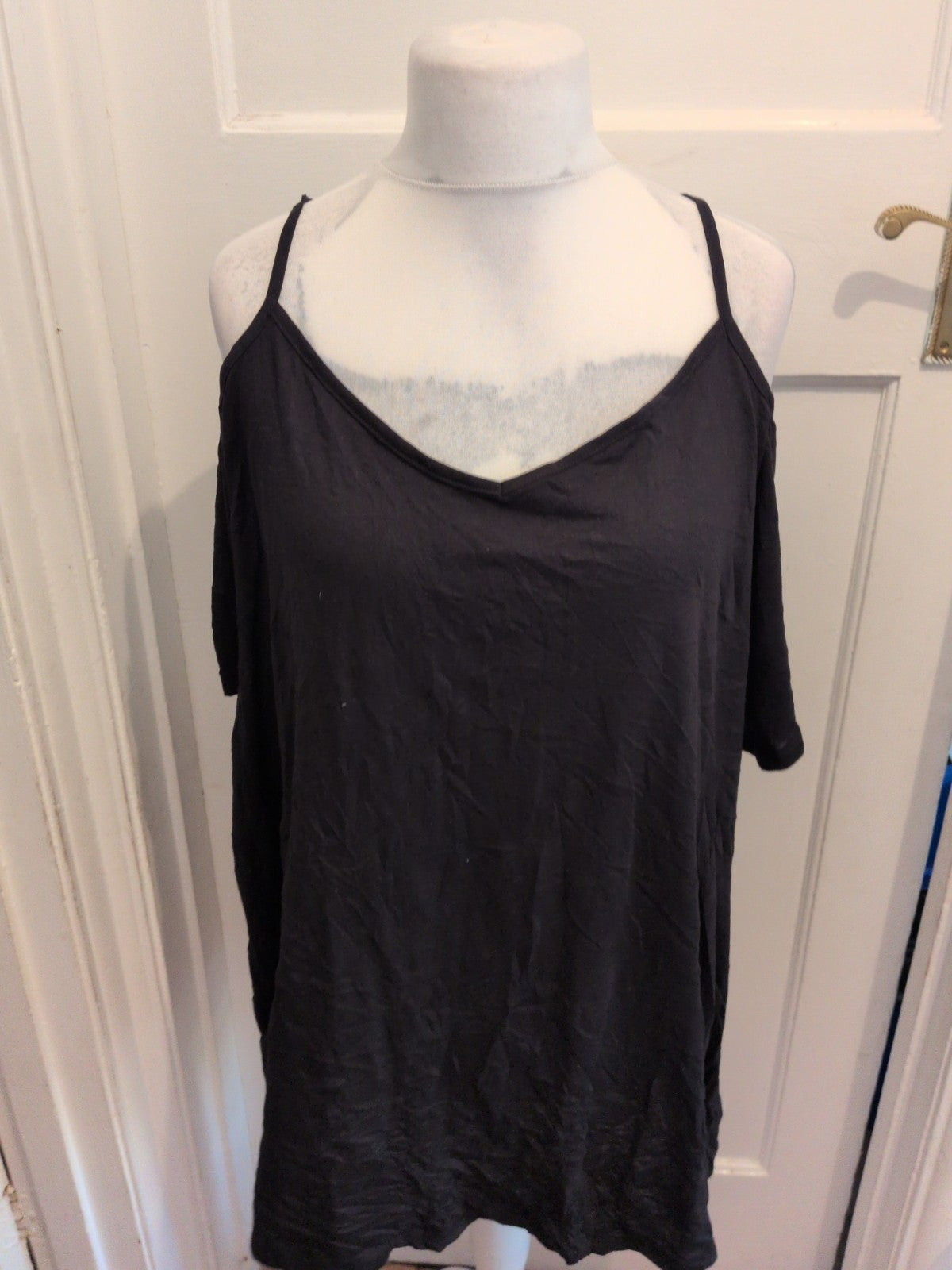Yours 26/28 Black Sleeveless T-shirt