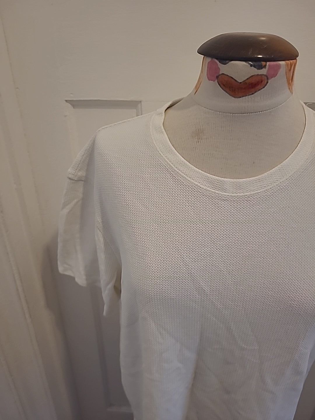 Mens Zara Size Large White Round Neck Detailed Tshirt