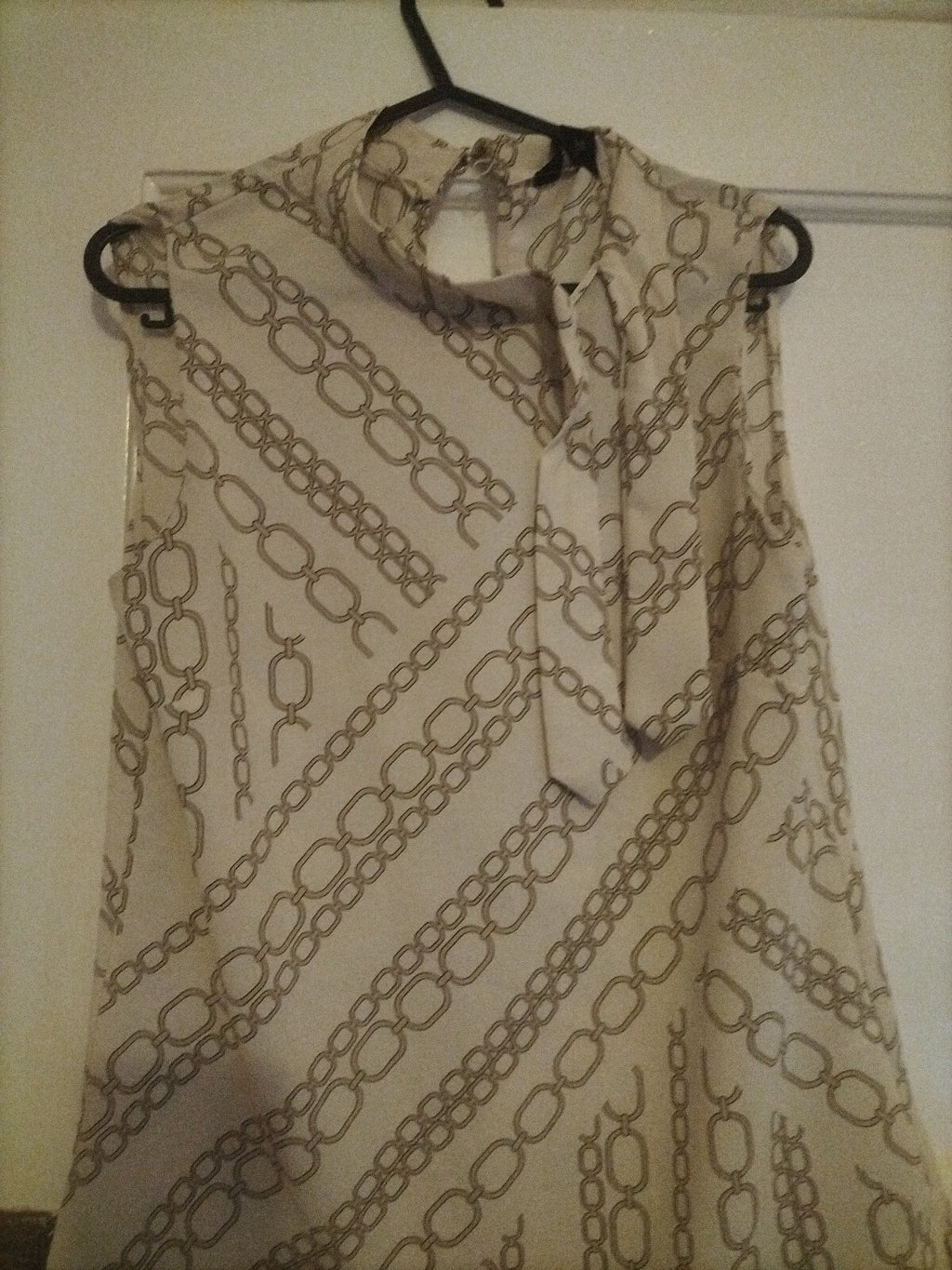 Ladies F&F Size 6 Cream/Gold Sleeveless Blouse