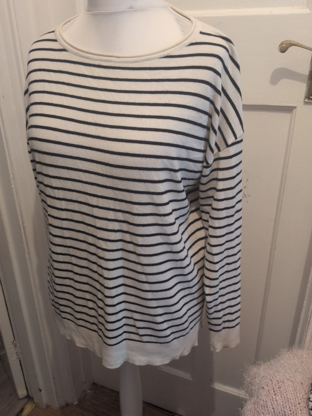 Primark 14/16 Ivory Black Striped Long Sleeve Jumper Pullover