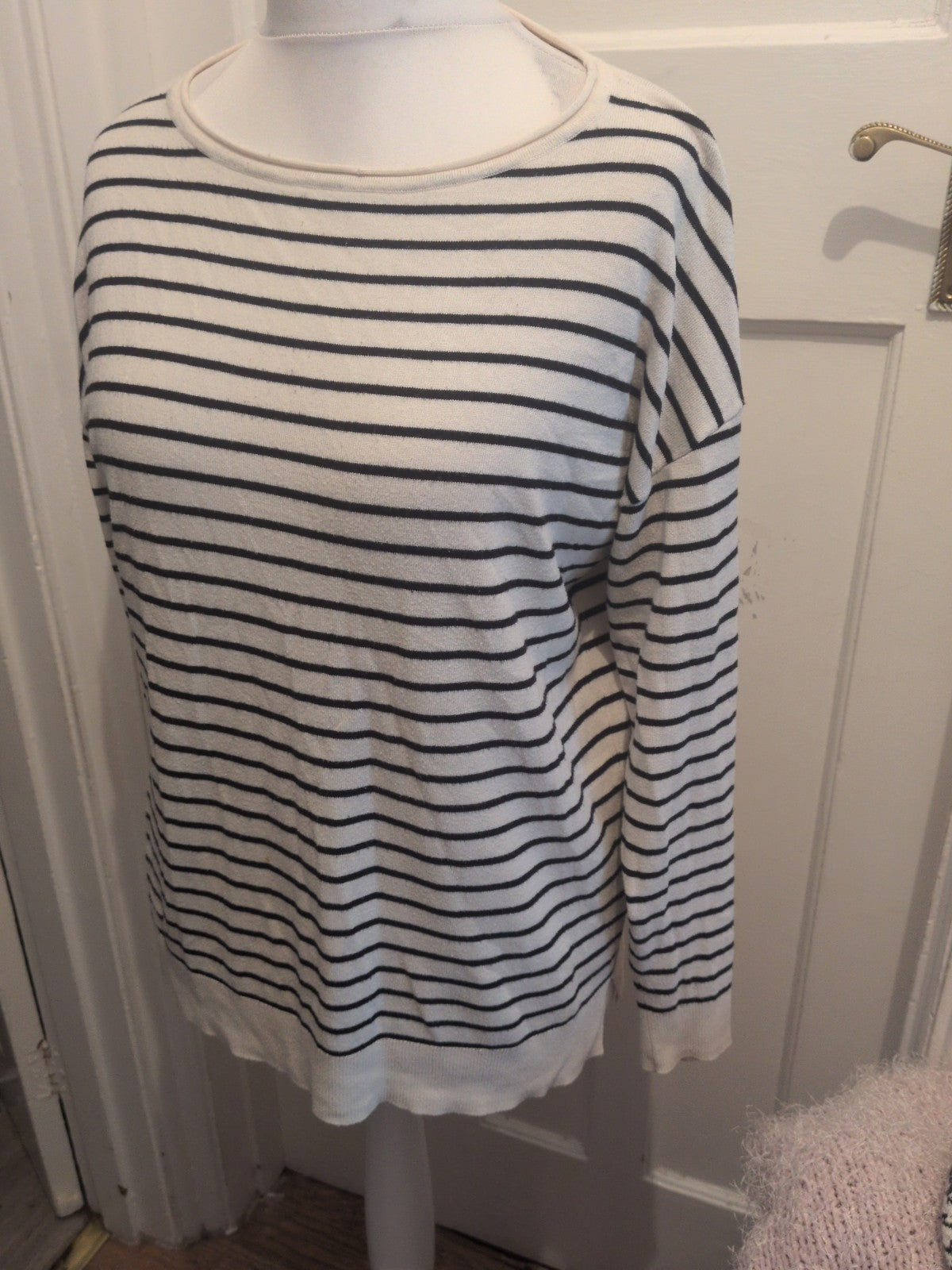 Primark 14/16 Ivory Black Striped Long Sleeve Jumper Pullover