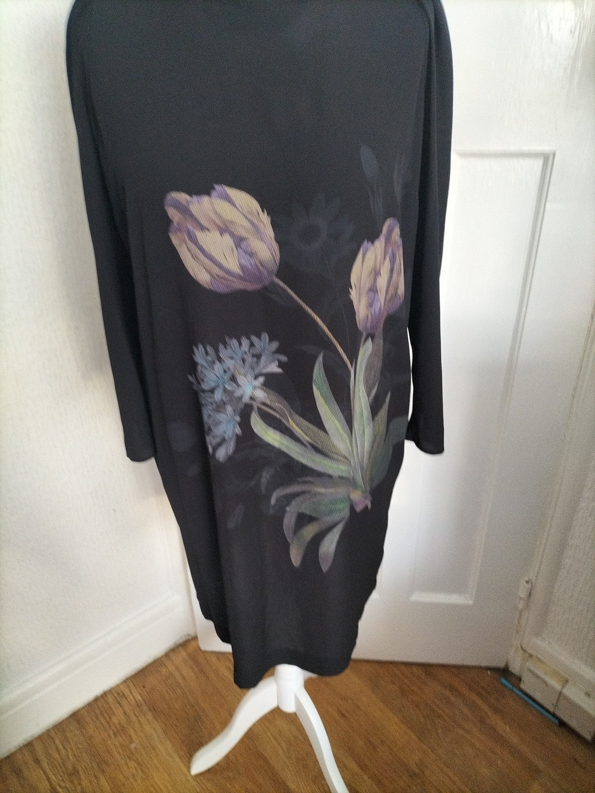 Ladies Next Petite Size 16 Black Floral 3/4 Sleeved Dress