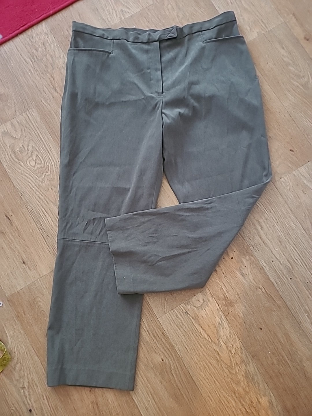 Ladies Anna Morelle Size 20 Grey Trousers