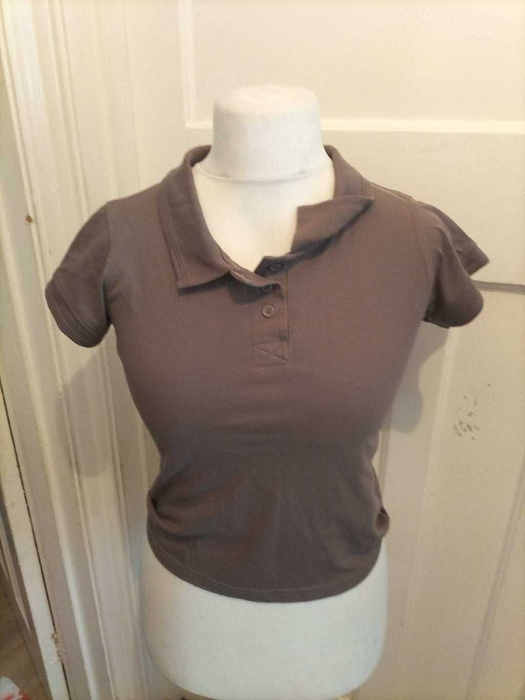 Boohoo 14 Grey Short Sleeve Collared Crop Top