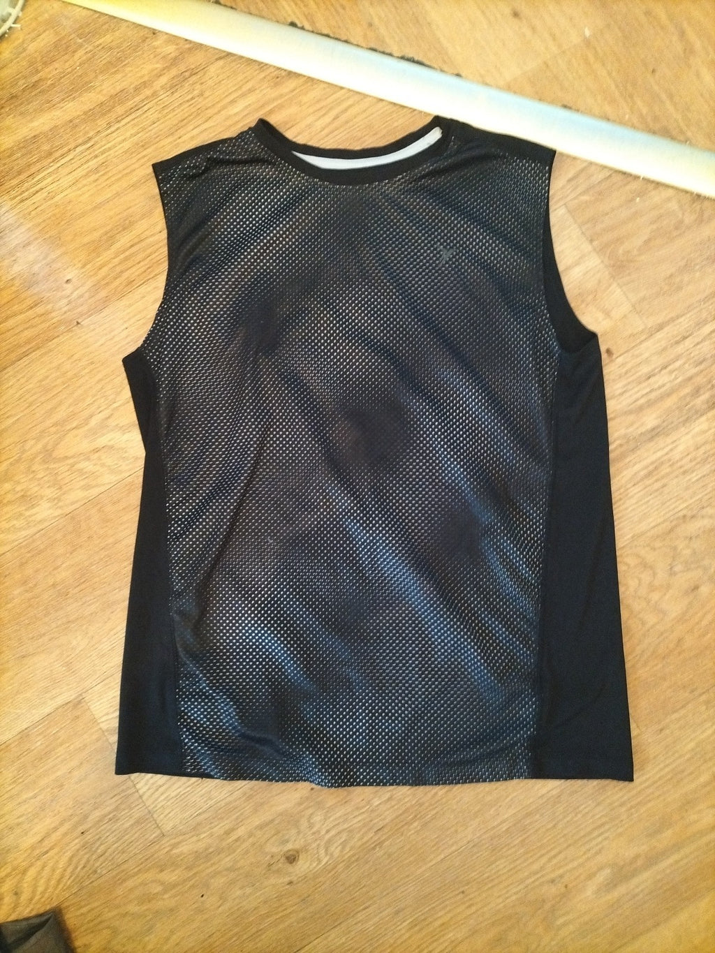 Ladies Old Navy Size XL 14-16 Black Spotted Sleeveless Tank Top Activewear