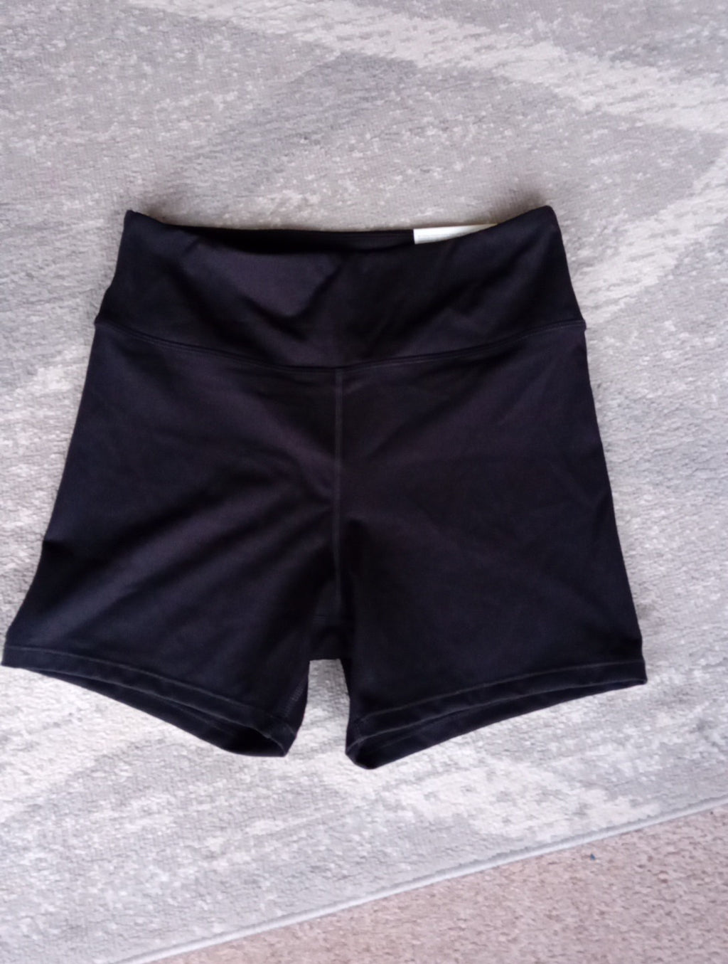 Ladies Brand New Training Hotpants Size Med Black H&M
