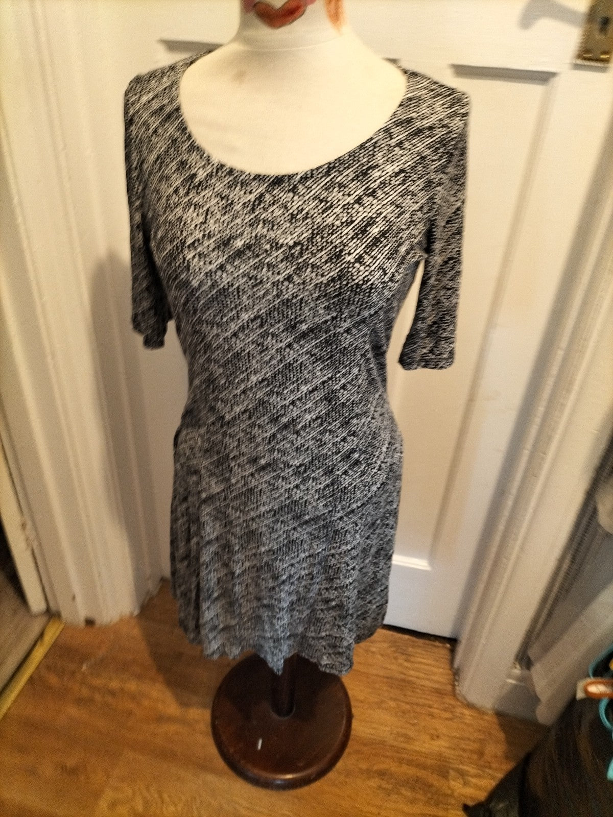 Ladies George Size 14 Black And White Patterned Short Sleeved Flare Dress