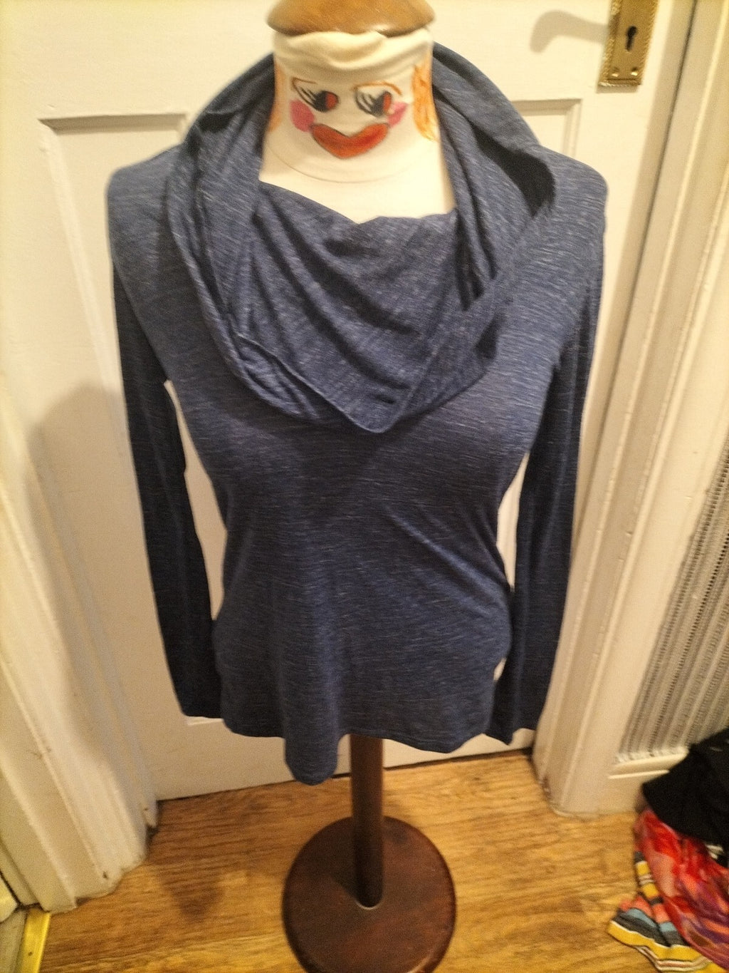Ladies Gap Size Small Navy Blue Fleck Long Sleeved Roll Neck