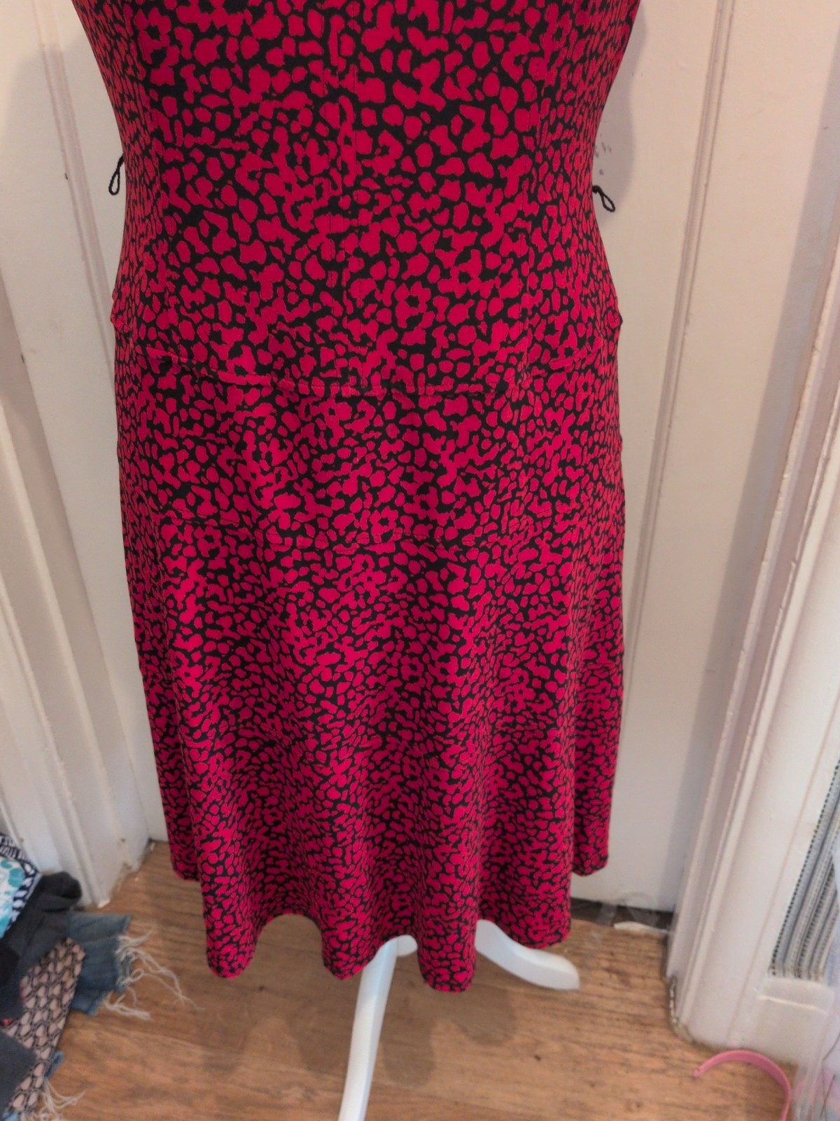 Anne Klein 8 Red And Black Leopard Print Pattern Cap Sleeve Midi-Long Dress
