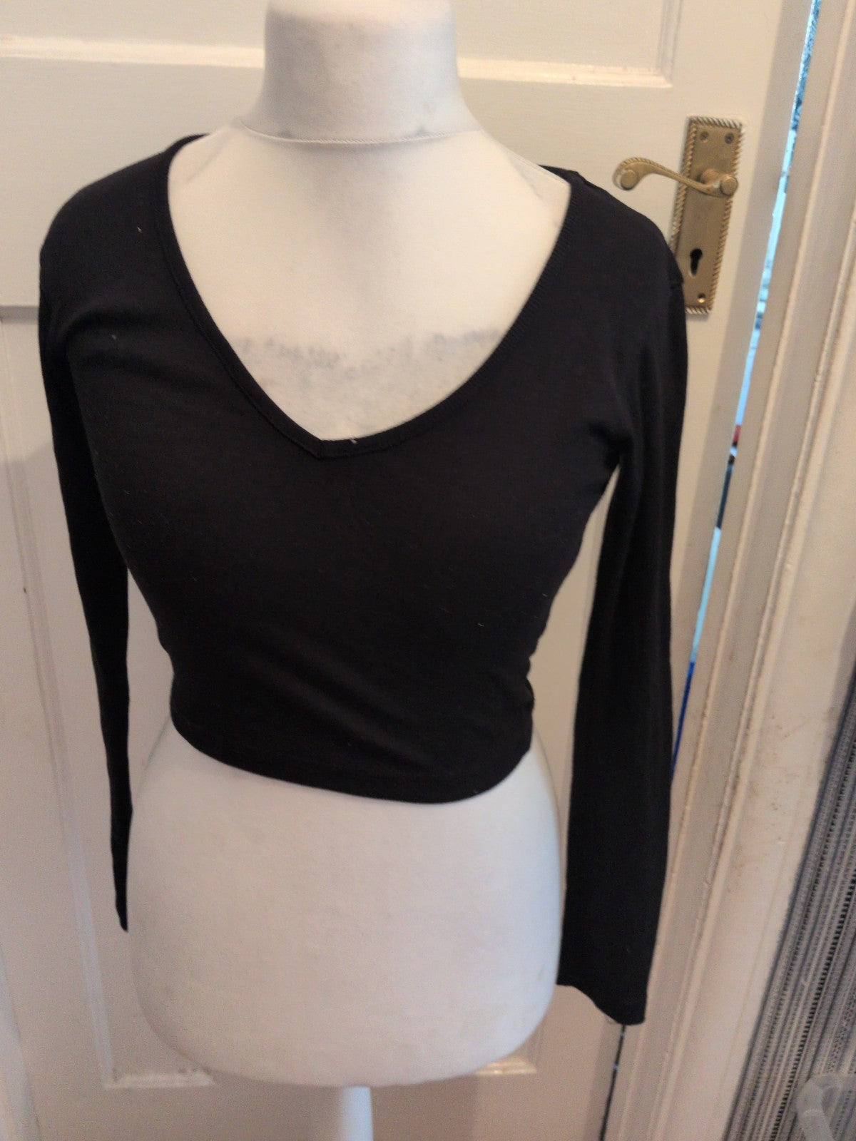 Ladies Boohoo Size 8 Black Long Sleeve Top