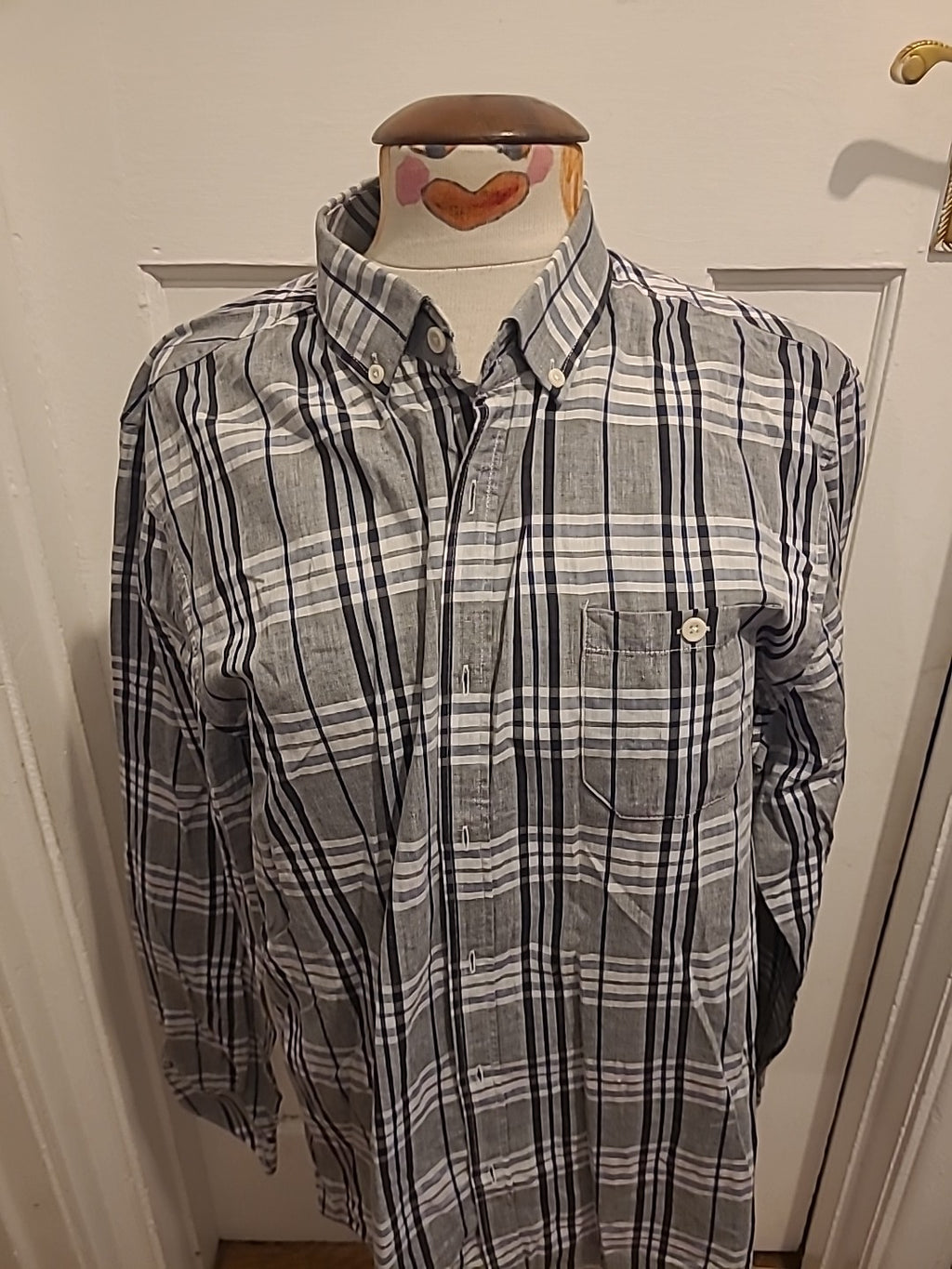 Mens Soviet Size XL Grey Check Long Sleeved Shirt