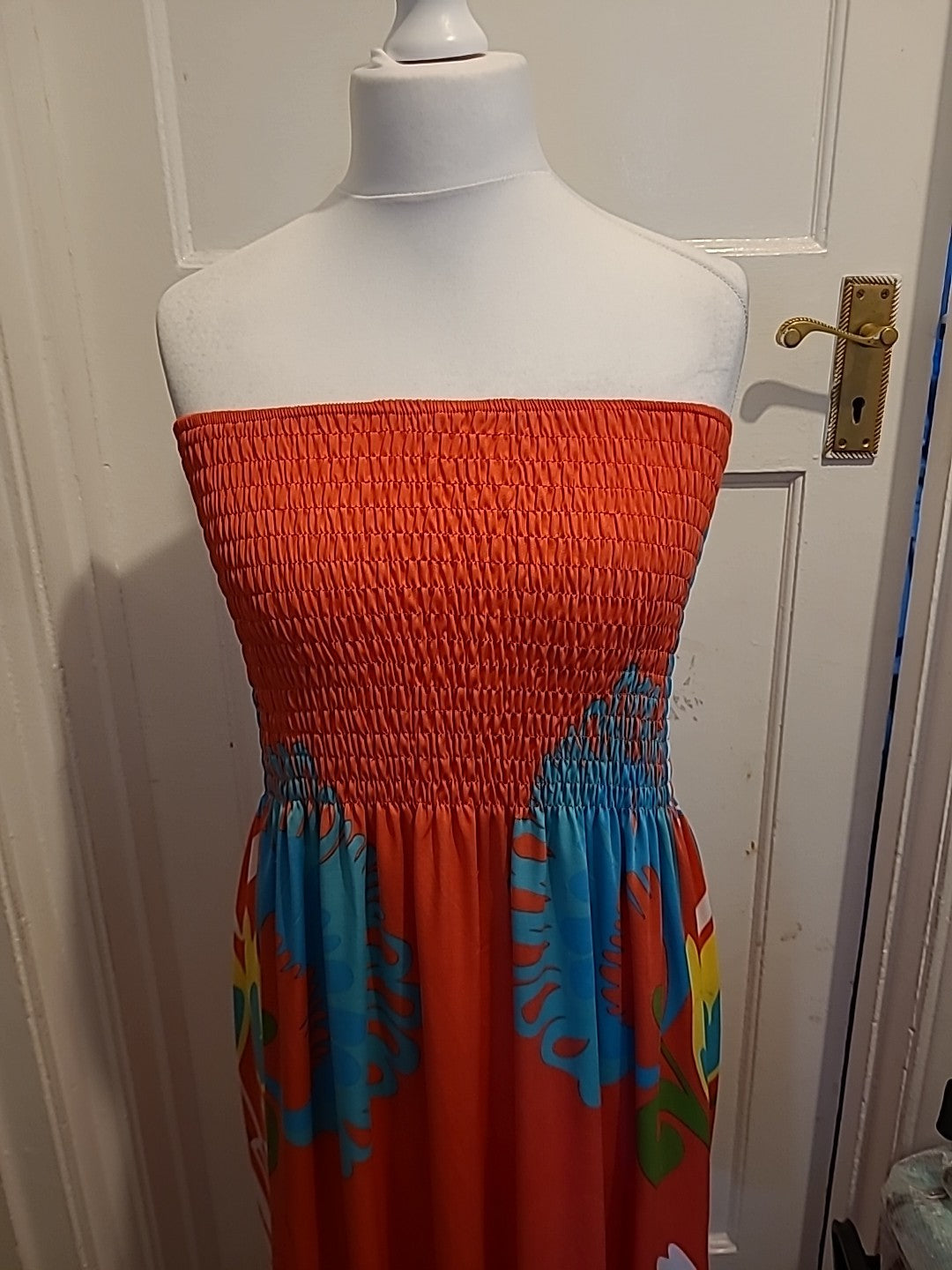 Ladies Size Medium Red Multi Color Sleeveless Elasticated Dress