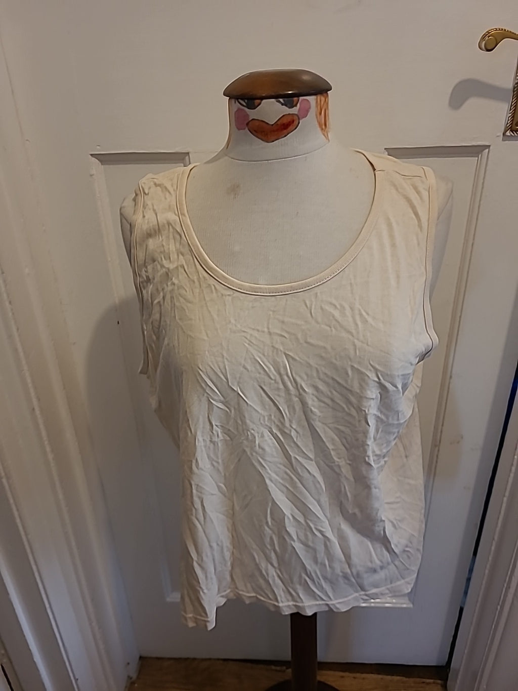 Ladies Size 20 Pale Beige Sleeveless Vest Top