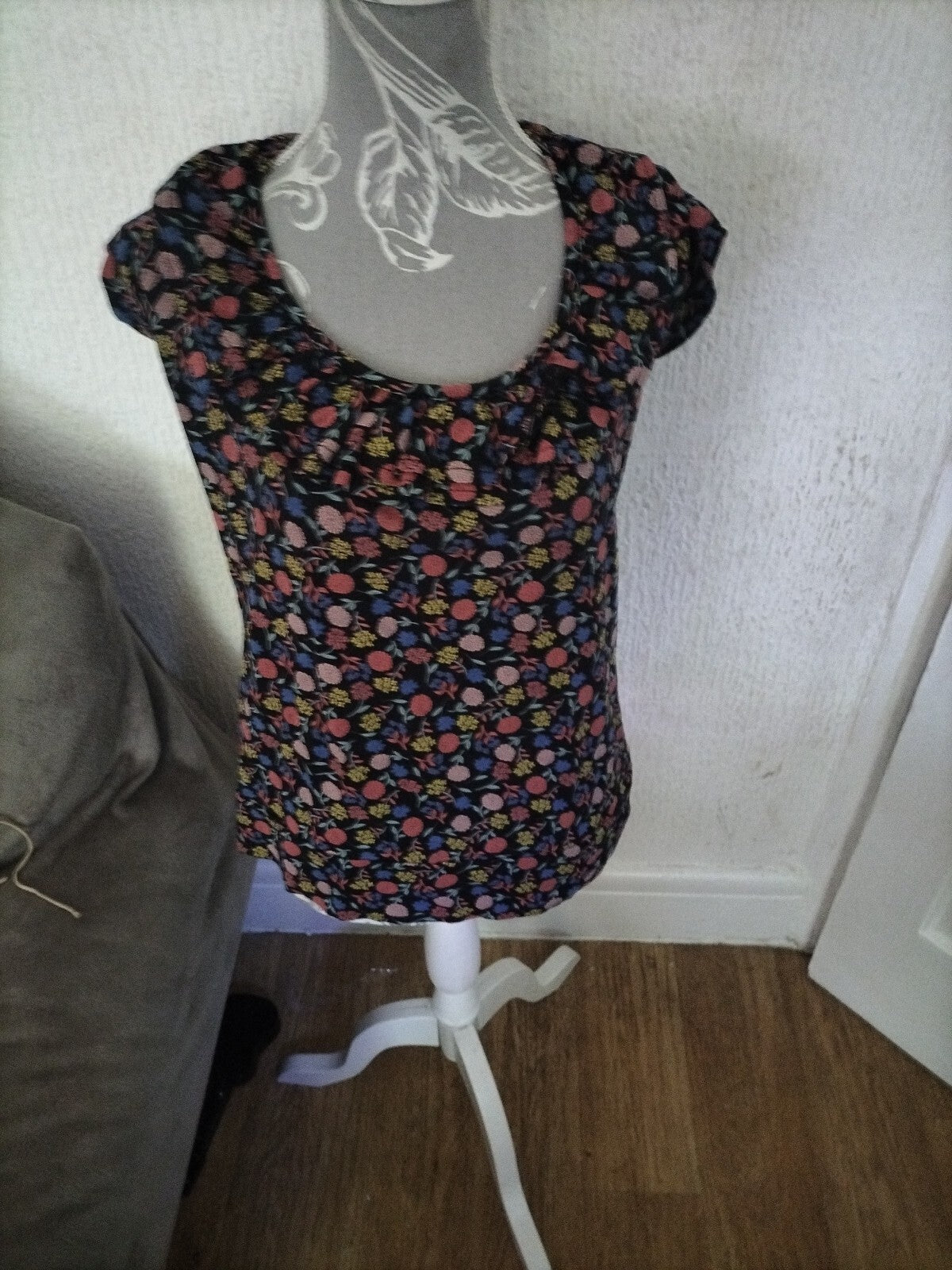 Ladies Primark Size 12 Multi Floral Short Sleeved Blouse