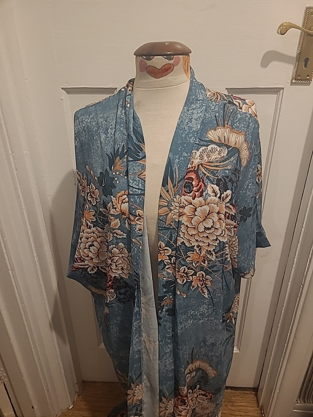 Boohoo Size 8-10 Blue Floral Very Long Cardigan