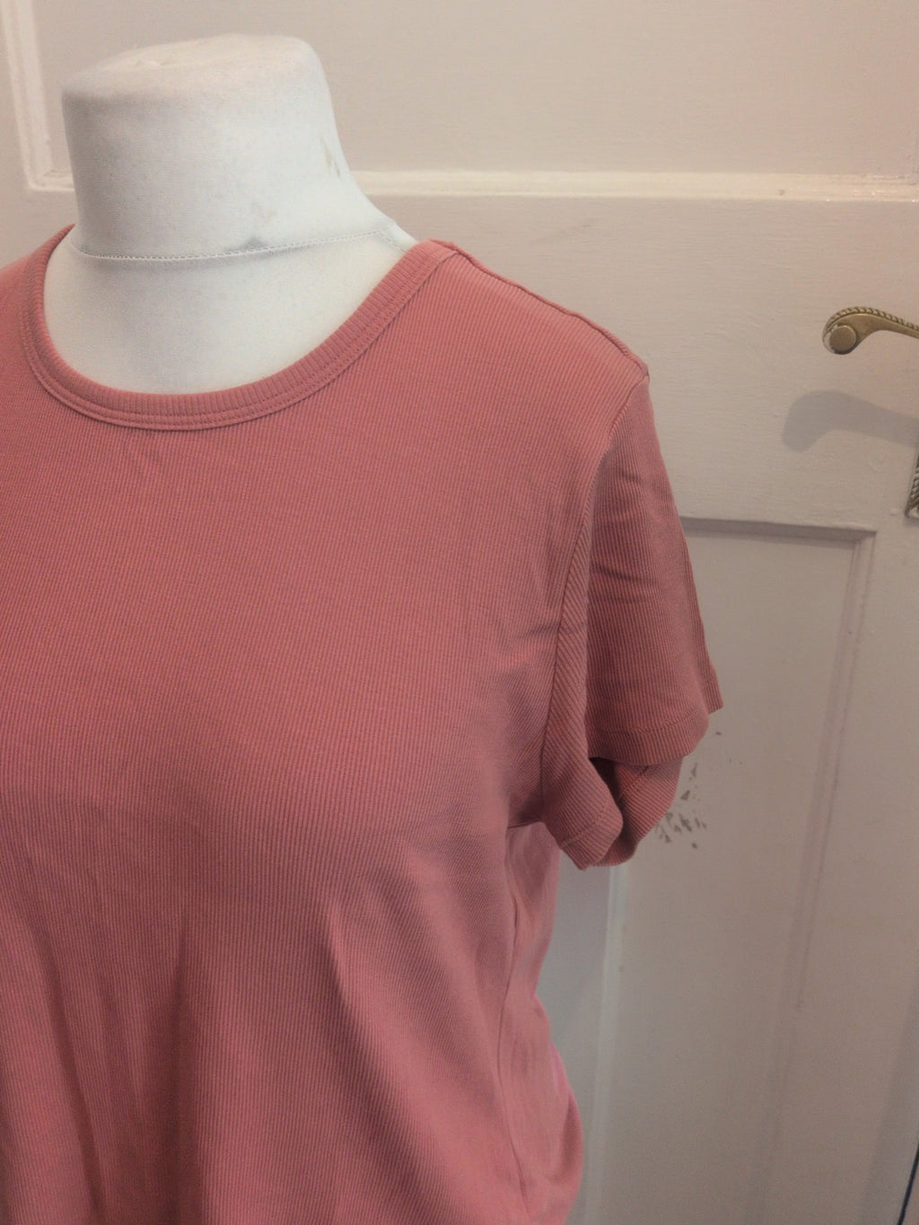 Ladies TU Size 20 Salmon Ribbed T.shirt Free Delivery