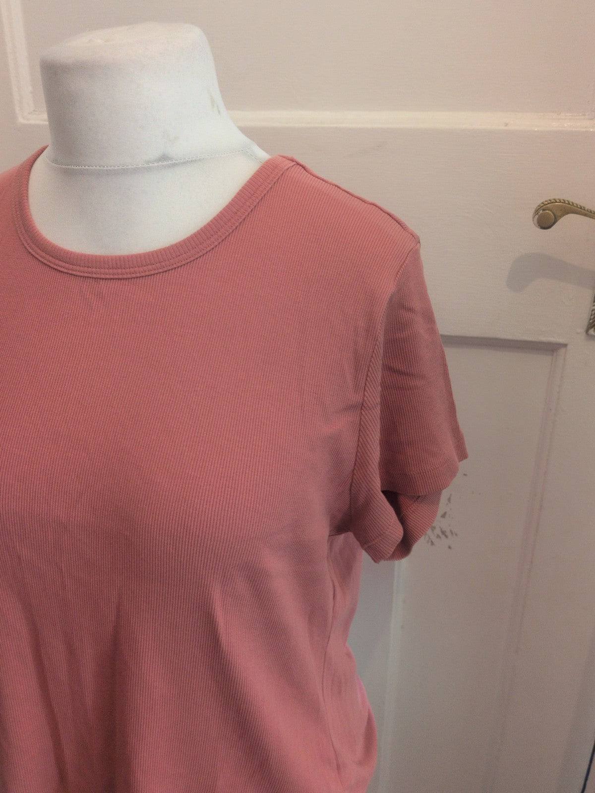 Ladies TU Size 20 Salmon Ribbed T.shirt Free Delivery
