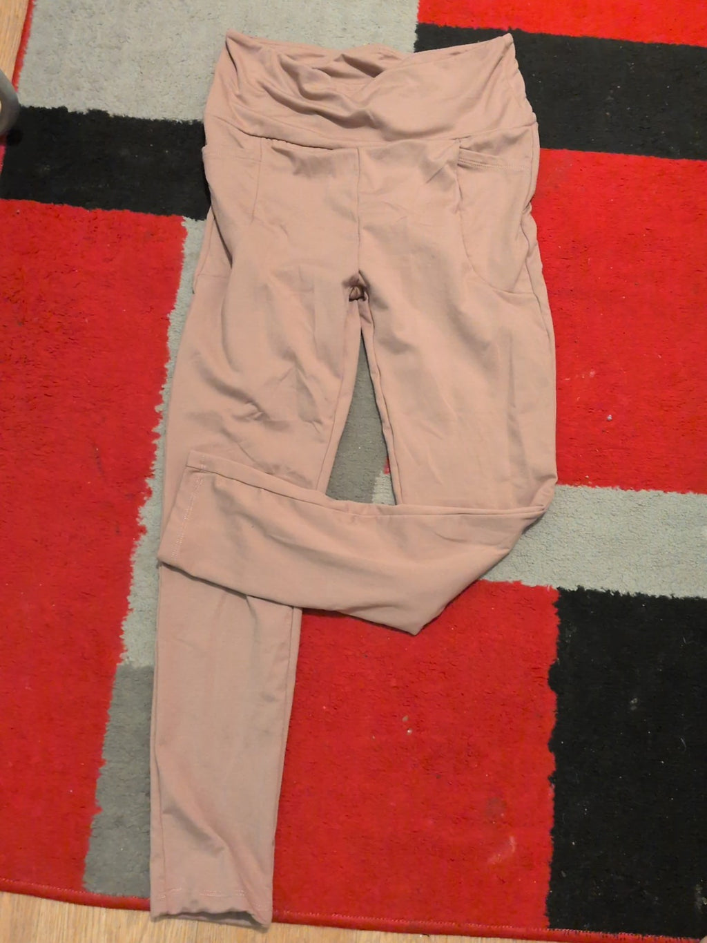 Ladies Size Large Blush Pink Leggings