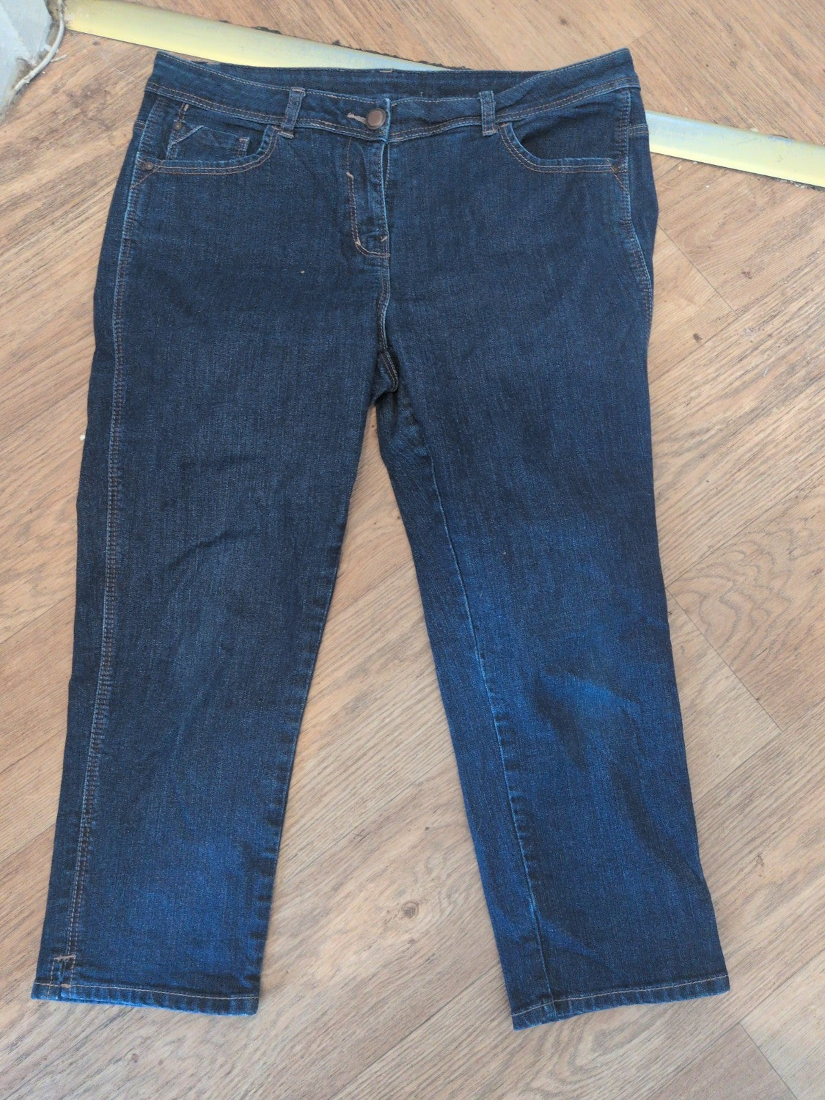 Ladies George Size 14 Denim Cropped Straight Jeans