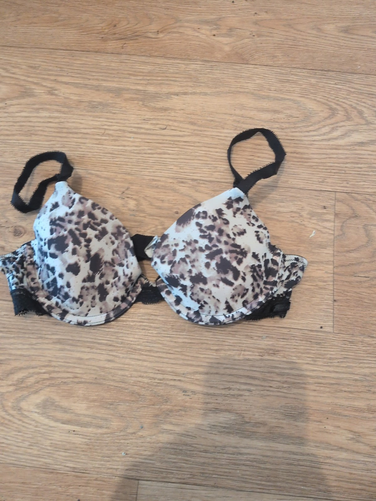 Calvin Klein 32b Leopard Print Padded Wired Bra