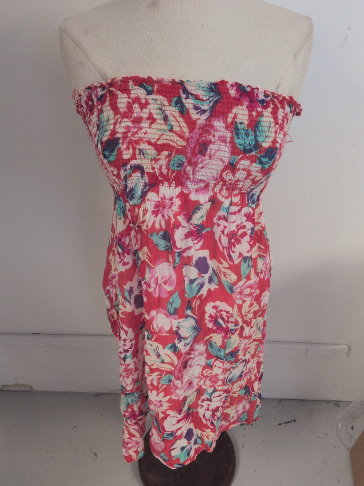S/M Bubblehem Red Floral Sleeveless Strapless Dress