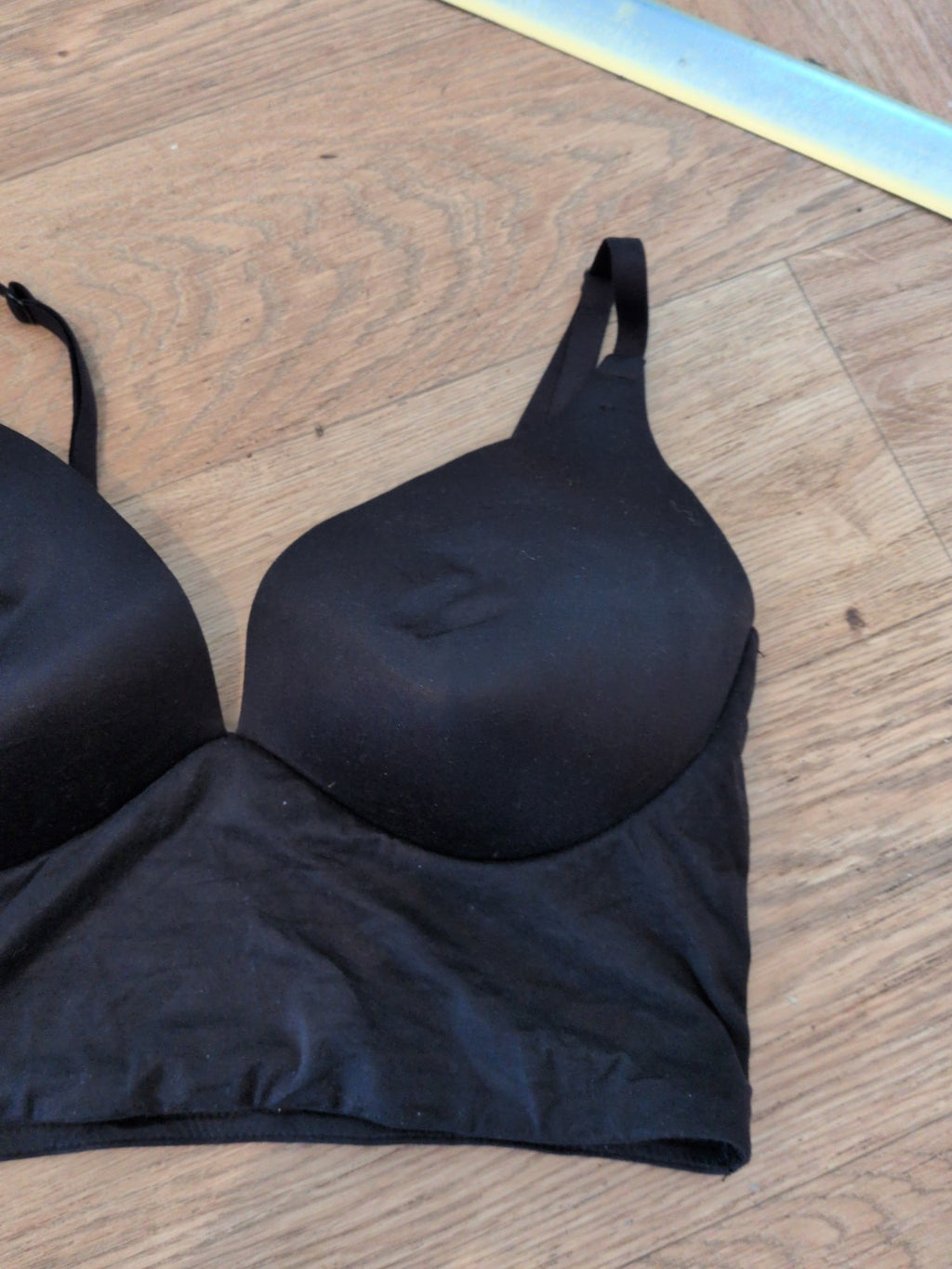 34D Black Padded No Wires Bra With Lower Material