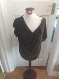 Ladies Roman Size 16 Black Gold Cap Sleeved Tshirt