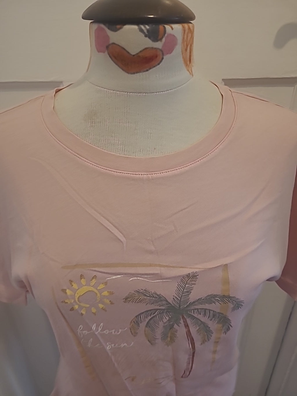 Ladies Day Dreams Size Small Pink Palm Tree Pyjama Top
